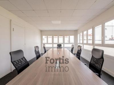 For sale Saint-ouen 8 rooms 547 m2 Seine saint denis (93400) photo 0