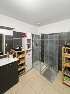 For sale Clermont-l'herault 3 rooms 63 m2 Herault (34800) photo 4