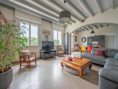 For sale Genissac 7 rooms 157 m2 Gironde (33420) photo 0