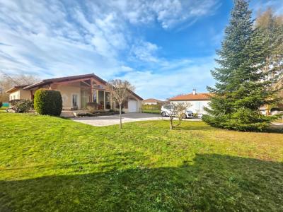 For sale Montrejeau 6 rooms 124 m2 Haute garonne (31210) photo 0