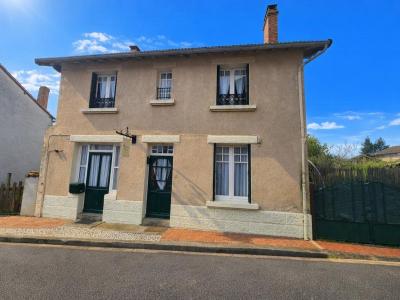 For sale Abzac 5 rooms 107 m2 Charente (16500) photo 0