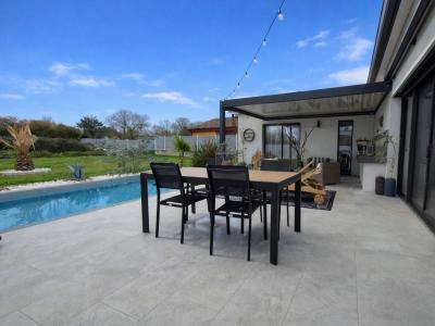 For sale 4 rooms 132 m2 Haute garonne (31660) photo 1