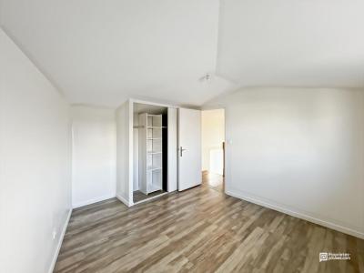 For sale Bouscat 4 rooms 90 m2 Gironde (33110) photo 2