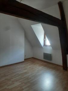 For rent Noyon 3 rooms 72 m2 Oise (60400) photo 3