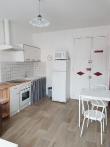 For rent Marseillan 2 rooms 27 m2 Herault (34340) photo 0