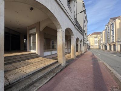 Louer Local commercial Chaumont Haute marne
