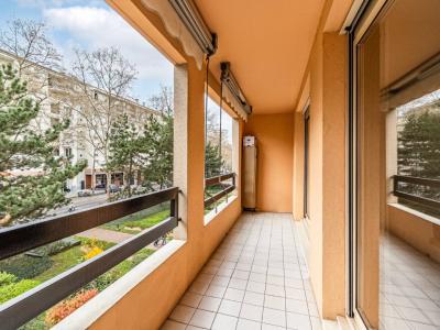 For sale Lyon-3eme-arrondissement 4 rooms 96 m2 Rhone (69003) photo 4
