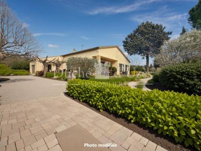 For sale Uzes 5 rooms 121 m2 Gard (30700) photo 2