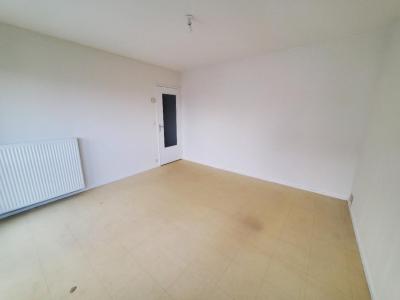 For sale Reze 2 rooms 51 m2 Loire atlantique (44400) photo 2