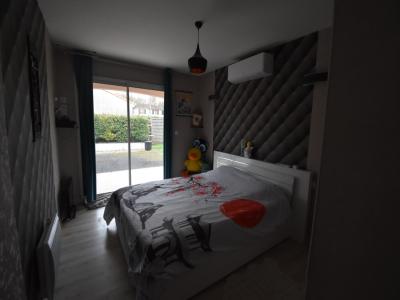For sale Isle-d'espagnac GRAND ANGOULEME 4 rooms 103 m2 Charente (16340) photo 4