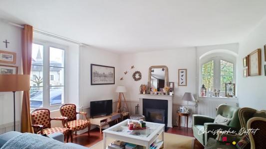 For sale Bonnes 8 rooms 207 m2 Vienne (86300) photo 1