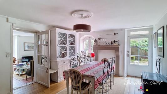 For sale Bonnes 8 rooms 207 m2 Vienne (86300) photo 3