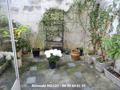 For sale Angouleme 8 rooms 202 m2 Charente (16000) photo 1
