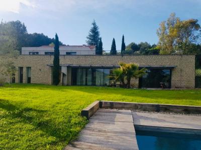 For sale Pernes-les-fontaines 7 rooms 242 m2 Vaucluse (84210) photo 1