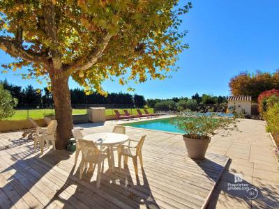 For sale Sarrians 9 rooms 211 m2 Vaucluse (84260) photo 1