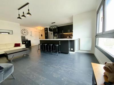 For sale Levallois-perret 3 rooms 70 m2 Hauts de Seine (92300) photo 2