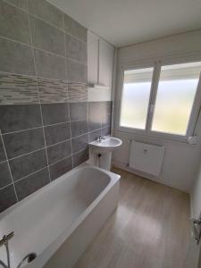 For rent Bogny-sur-meuse 3 rooms 70 m2 Ardennes (08120) photo 2