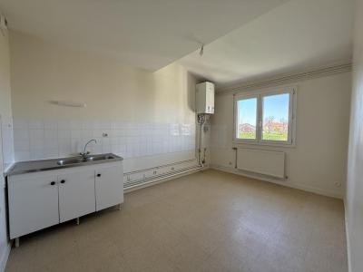 For sale Bonson 4 rooms 89 m2 Loire (42160) photo 4
