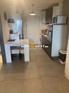 For rent Beaurecueil AIX-EN-PROVENCE 1 room 23 m2 Bouches du Rhone (13100) photo 3