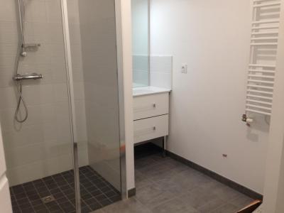 For rent Roche-sur-yon 3 rooms 54 m2 Vendee (85000) photo 2