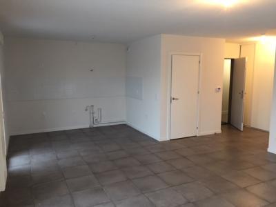 For rent Bayonne 3 rooms 70 m2 Pyrenees atlantiques (64100) photo 2