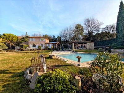 For sale Meyrargues 7 rooms 206 m2 Bouches du Rhone (13650) photo 0