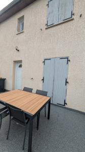 For sale Saint-andre-le-gaz 4 rooms 82 m2 Isere (38490) photo 1
