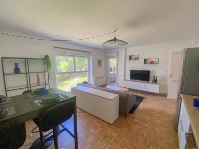 For rent Lyon-7eme-arrondissement 4 rooms 68 m2 Rhone (69007) photo 1