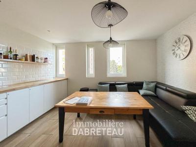 For rent Villeurbanne 7 rooms 110 m2 Rhone (69100) photo 4