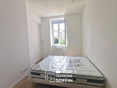 For sale Lyon-6eme-arrondissement 2 rooms 52 m2 Rhone (69006) photo 3