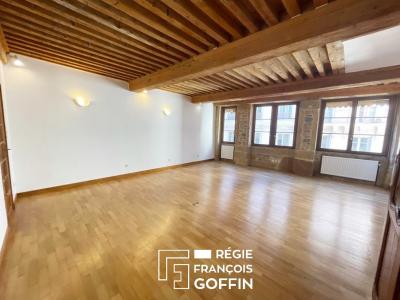 Louer Appartement 74 m2 Lyon-1er-arrondissement