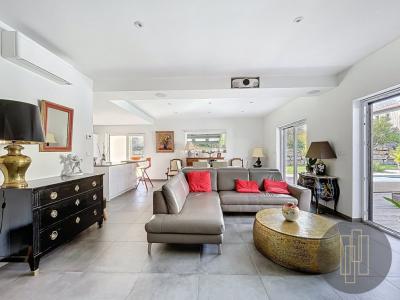 For sale Lachassagne 4 rooms 135 m2 Rhone (69480) photo 2