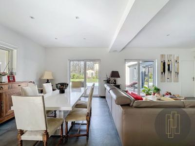 For sale Lachassagne 4 rooms 135 m2 Rhone (69480) photo 3