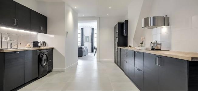 For sale Paris-10eme-arrondissement 5 rooms 183 m2 Paris (75010) photo 2