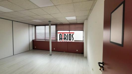 Louer Commerce 200 m2 Six-fours-les-plages