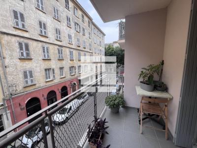 Acheter Appartement 49 m2 Bastia