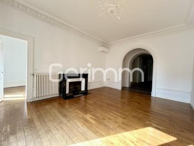 For rent Grenoble 6 rooms 201 m2 Isere (38000) photo 4