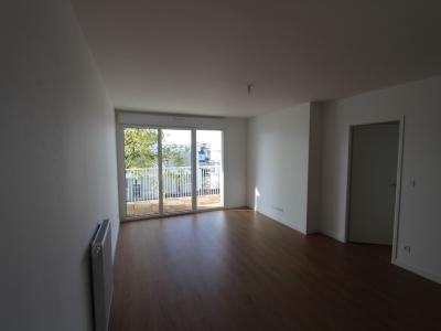 For rent Saint-herblain 3 rooms 62 m2 Loire atlantique (44800) photo 2