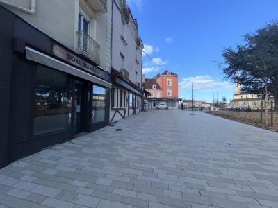 Annonce Location Local commercial Creusot 71