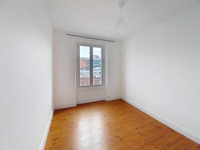 Louer Appartement 72 m2 Clermont-ferrand