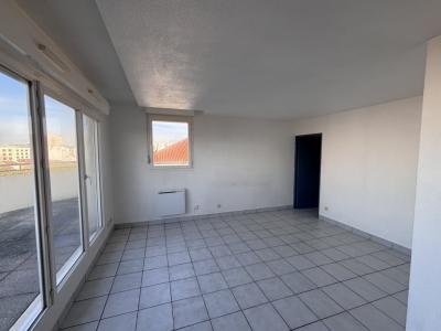 Louer Appartement Lyon-8eme-arrondissement Rhone