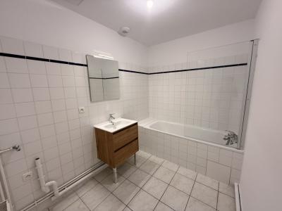 Louer Appartement Lyon-6eme-arrondissement 1249 euros