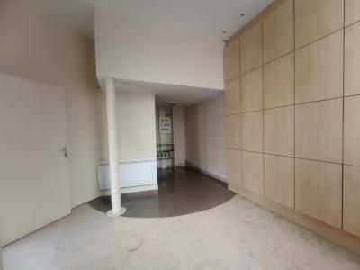 Annonce Location Local commercial Saint-pons-de-thomieres 34