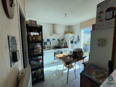 For sale Angouleme 4 rooms 81 m2 Charente (16000) photo 0