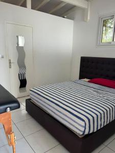 For sale Schoelcher 3 rooms 65 m2 Martinique (97233) photo 2