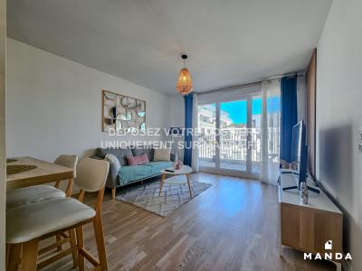 For rent Rueil-malmaison 2 rooms 41 m2 Hauts de Seine (92500) photo 0