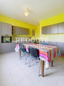 For sale Wargemoulin-hurlus 4 rooms 127 m2 Marne (51800) photo 3