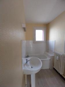 For rent Saulieu 2 rooms 41 m2 Cote d'or (21210) photo 3