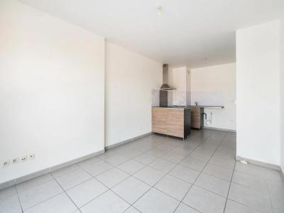 For sale Marseille-10eme-arrondissement 2 rooms 48 m2 Bouches du Rhone (13010) photo 4
