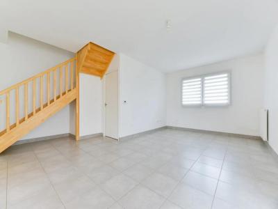 For sale Sautron 4 rooms 82 m2 Loire atlantique (44880) photo 2